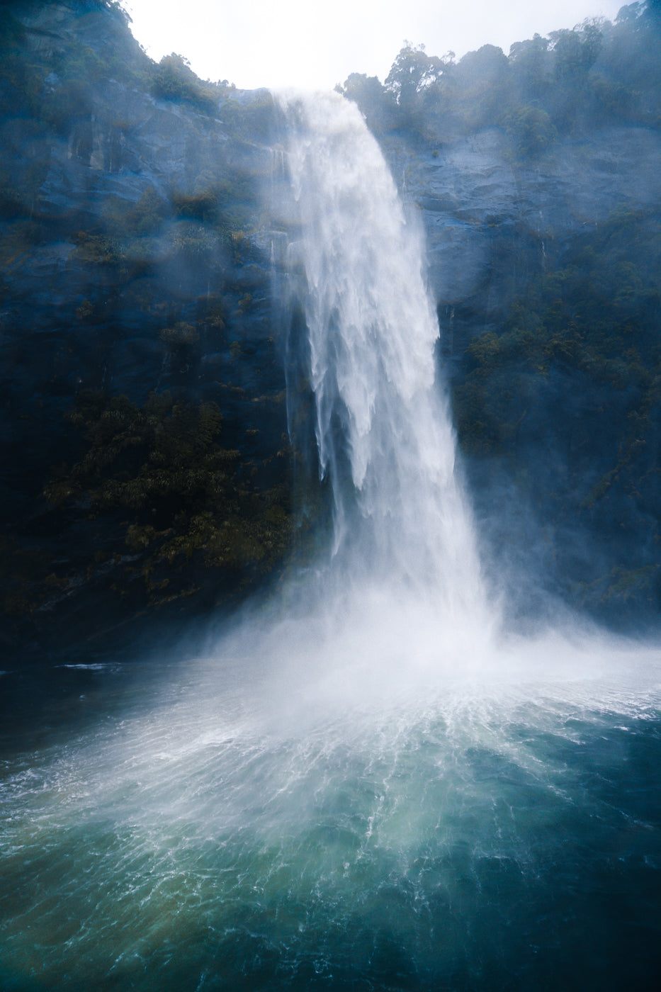 Milford Waterfall